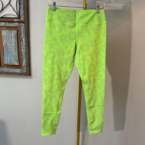 Zumba Fitness Strong Neon Yellow Leggings with Subtle Logo Pattern EUC L
